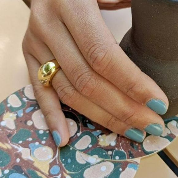 Size 7 Womens Gold Plated Retro Smooth Surface‎ Dome Unisex Finger Ring J… - Picture 4 of 10